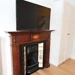 Amazing Studio Apartment East London